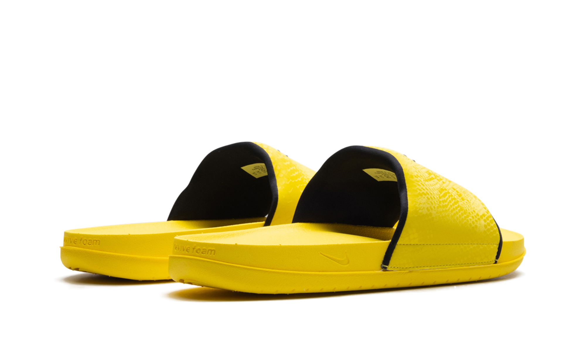 Kobe Offcourt Slide "Lightning" IF2870 700