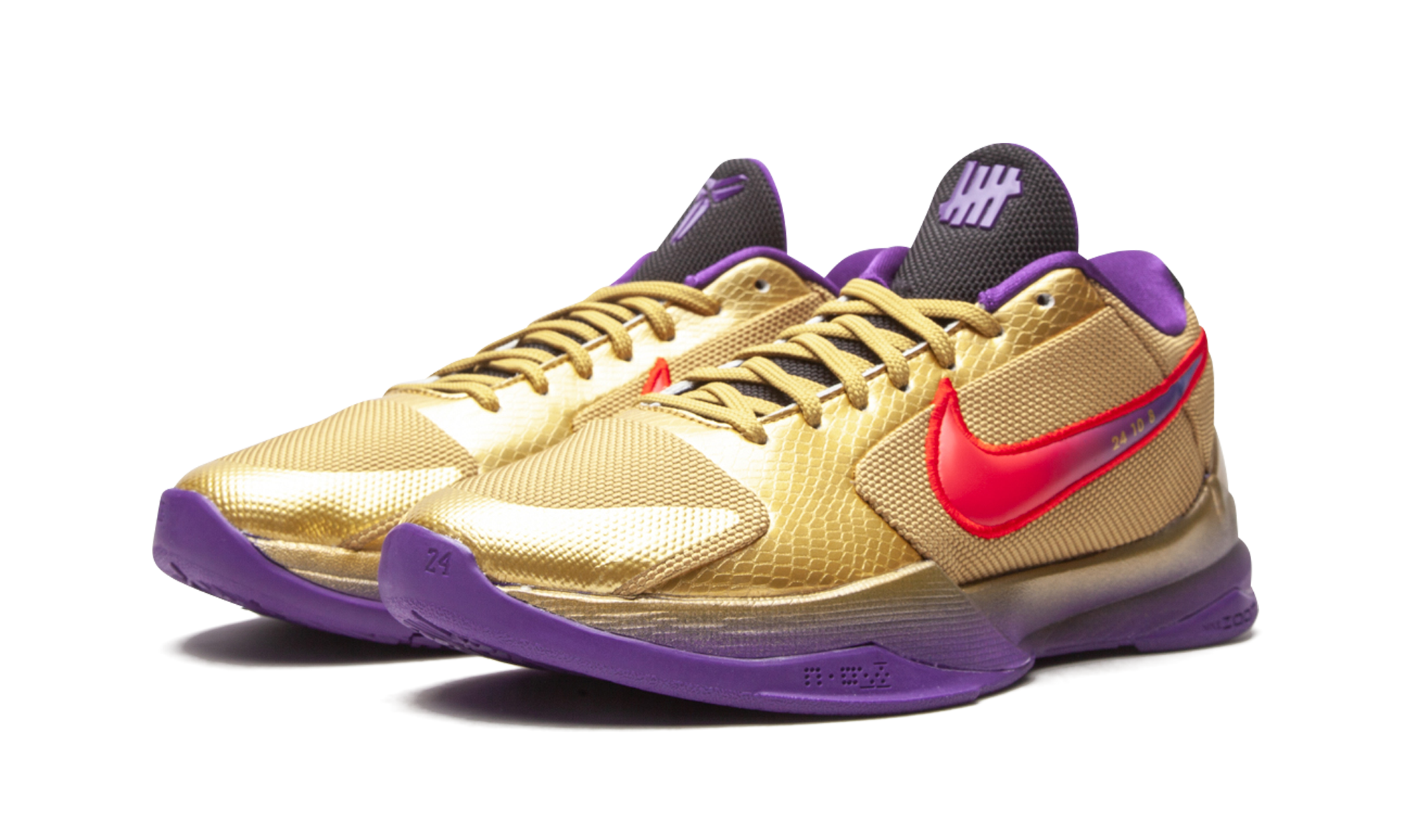 Kobe 5 Protro "Undefeated - Hall of Fame" DA6809 700