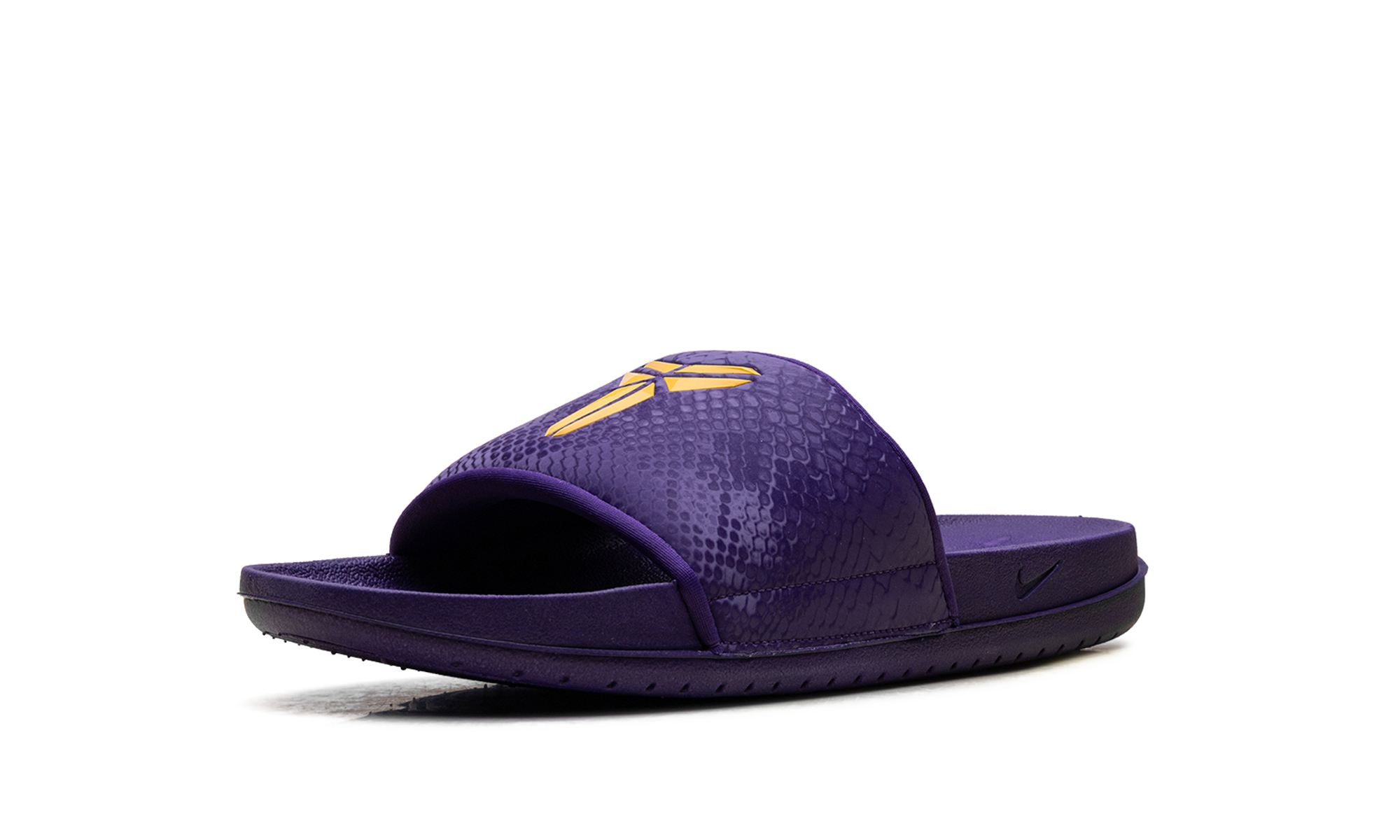 Kobe Offcourt Slide "Purple University Gold" IF2870 500