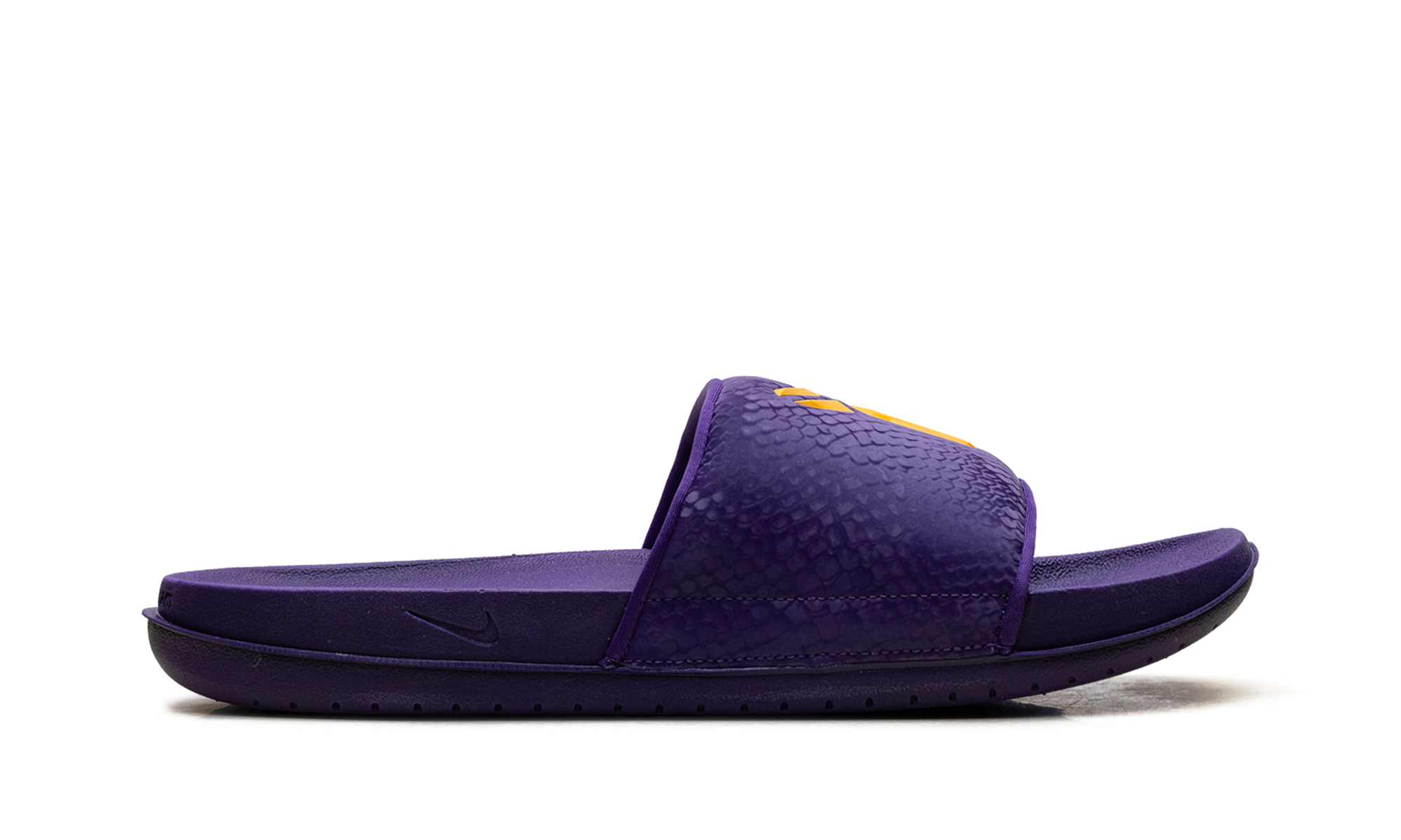 Kobe Offcourt Slide "Purple University Gold" IF2870 500
